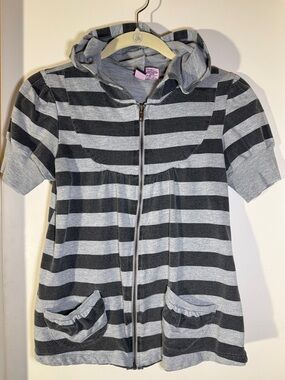 Short Sleeve Hooded Zip Cardigan - Gray & Black Stripes